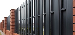 3D штакетник для забора: его преимущества и технология монтажа