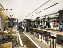 Как обеспечить идеальную акустику в обеденных залах ресторанов и кафе