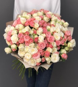 Делаем красивый букет из роз: интересные идеи и полезные советы