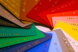 Как осуществляется изготовление пластиковых карт: особенности процесса