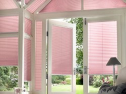 Как выбрать качественные жалюзи на пластиковые окна: полезные советы