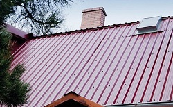 Преимущества профнастила и его использование в качестве кровельного материала