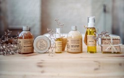 Полезные советы по выбору мазей, масел и лосьонов: каким требованиям они должны соответствовать