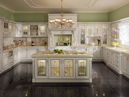 Мебель из массива в классическом стиле или кантри: преимущества и особенности