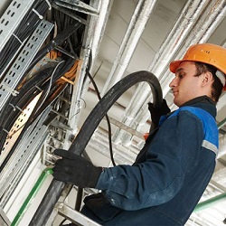 Как производится монтаж силового кабеля: правила и порядок действий