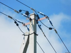 Как осуществляется монтаж воздушных линий электропередач: правила работы