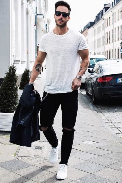 Полезные советы по выбору мужской футболки: на какие нюансы необходимо обратить внимание