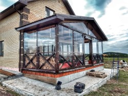 Технология монтажа мягких окон: из каких этапов состоит процесс