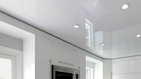 Натяжной потолок: свойства, разновидности и преимущества