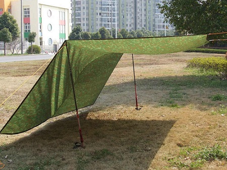 Сооружение навеса из брезентового тента: этапы и правила