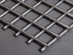 Какими достоинствами обладает нержавеющая сетка и для чего она необходима