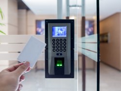 Полезные советы по выбору оборудования СКУД: каким требованиям оно должно соответствовать