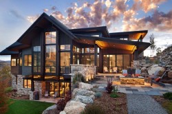 Особенности оформления дома с участком: как действовать