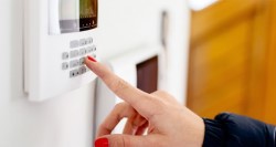 Особенности охраны квартиры: какие способы вам доступны