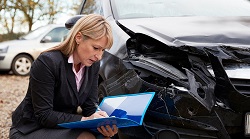 Тонкости оформления ОСАГО для женщин и основные правила получения