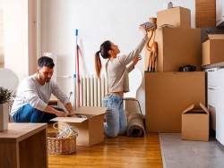 Как сохранить посуду во время переезда: особенности ее перевозки