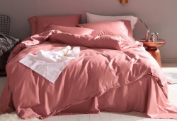 Советы по выбору постельного белья из сатина и правила ухода за ним