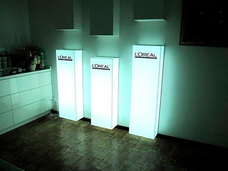 Особенности применения световых коробов в интерьере квартиры