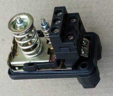 Как выбрать реле давления для насосной станции: виды и особенности