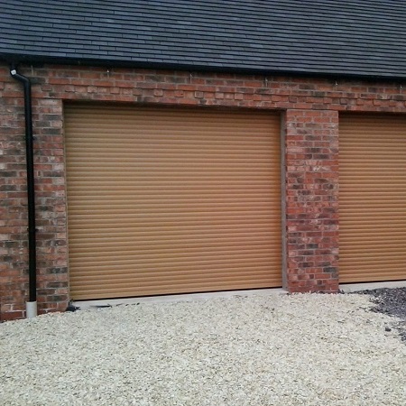 Преимущества роллетных ворот для гаража: типы и назначение