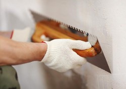 Технология шпаклевки стен: как действовать и каким правилам следовать