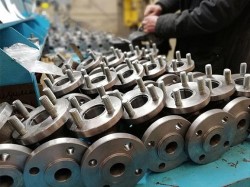 Что представляют собой стальные клиновые задвижки РТЗК, какими достоинствами обладают и как монтируются