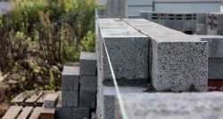 Преимущества строительства из керамзитоблоков и особенности работы с ними