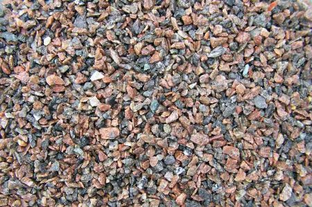 Гранитный отсев для детских площадок: разновидности и особенности устройства покрытия