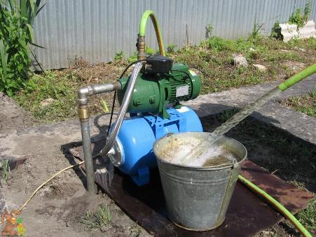 Насосы для скважины: способ установки, конструктивные особенности поверхностного и погружного механизма