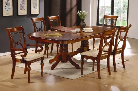 Обеденный стол в кухню: особенности выбора, сочетание с интерьером, материал изготовленияатериал изготовления