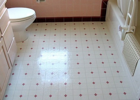 Плитка на пол в ванной: этапы подготовки поверхности и укладки