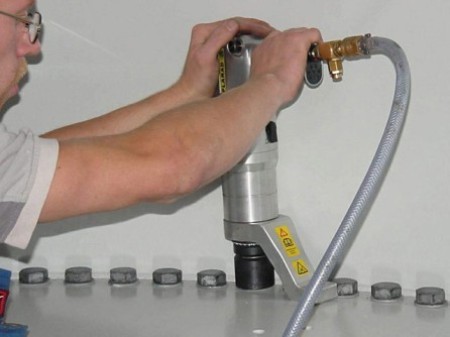 Пневматический гайковерт: особенности, разновидности и конструктивные отличия