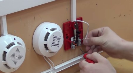 Пожарная сигнализация в доме: разновидности и рекомендации по установке