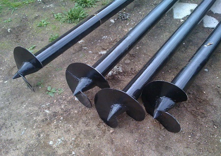 Установка винтовых свай: технология, правила и этапы