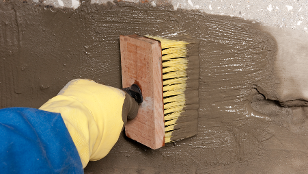 Сухие строительные смеси: виды, использование и критерии выбора