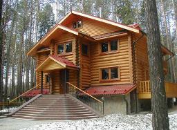 Украшение дома из дерева