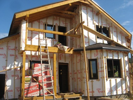 Как правильно выбрать утепление для фасада дома: виды и характеристики