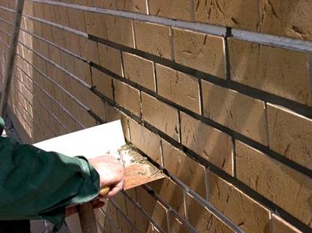 Цветная кладочная смесь: преимущества, особенности