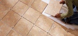 Технология устройства напольного покрытия из керамической плитки: каким правилам следовать