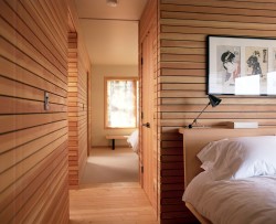 Как осуществляется отделка стен вагонкой: правила работы