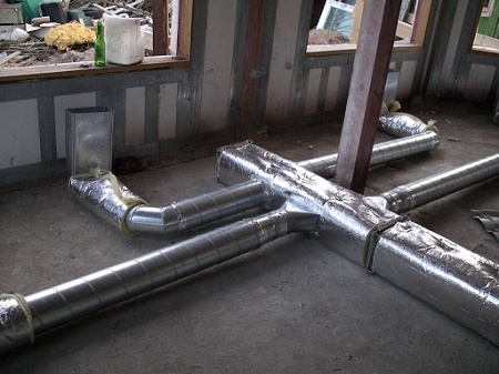 Воздушное отопление частного дома: достоинства, правила и этапы монтажа