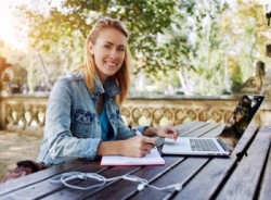 Почему выгодно получать высшее образование дистанционно