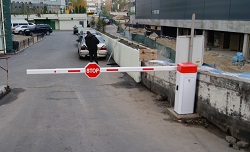 Монтаж автоматического шлагбаума: как устроен механизм